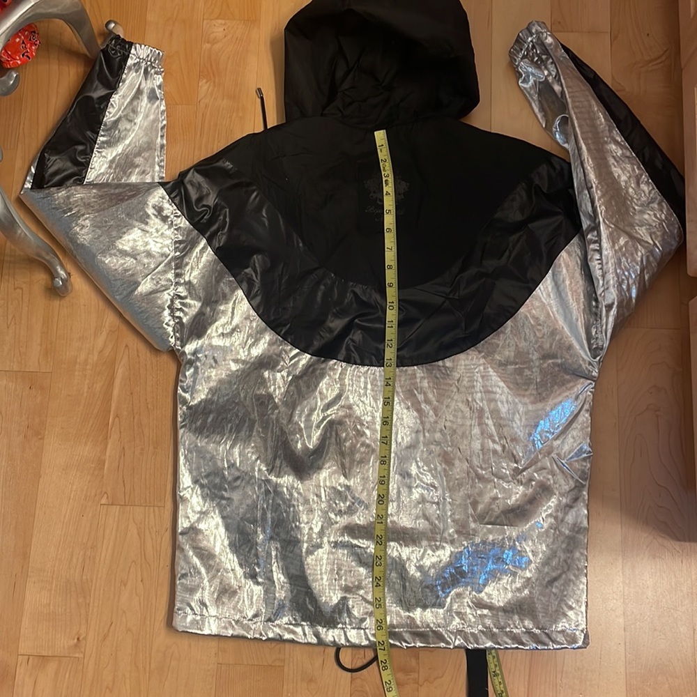 Packable Metallic Silver And Black Pullover Jacket - image 5
